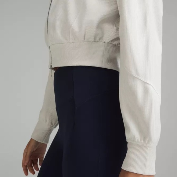 Lululemon Ribbed Softstreme Cropped Jacket - Picture 4 of 10